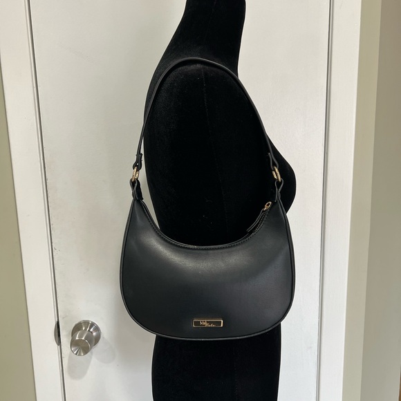 Mali and Lili Leilani Vegan Leather Baguette Shoulder Bag - Picture 2 of 11